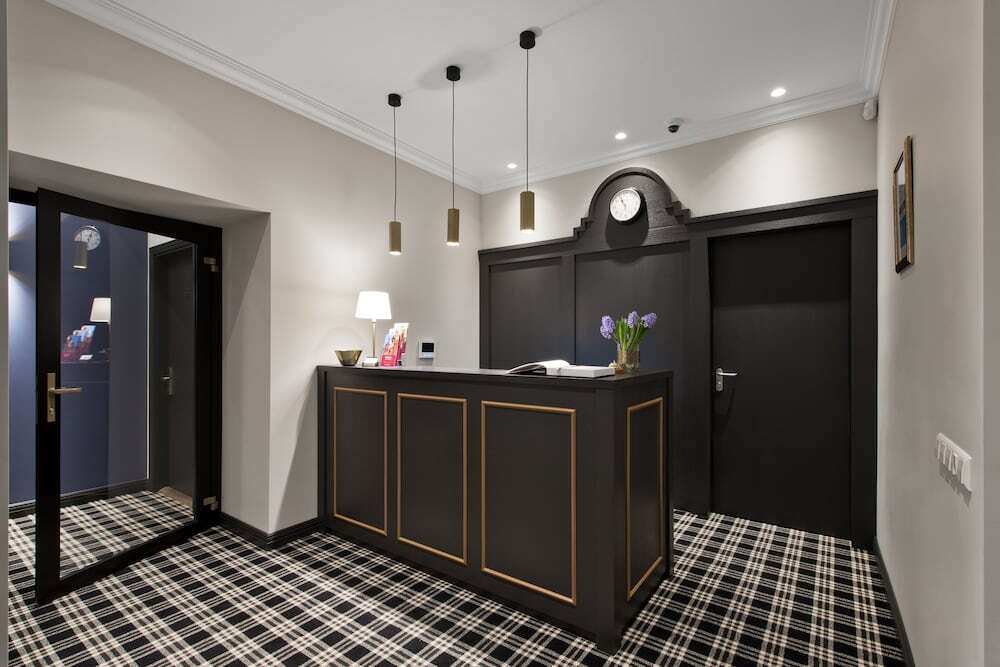 15th Avenue Hotel 3*